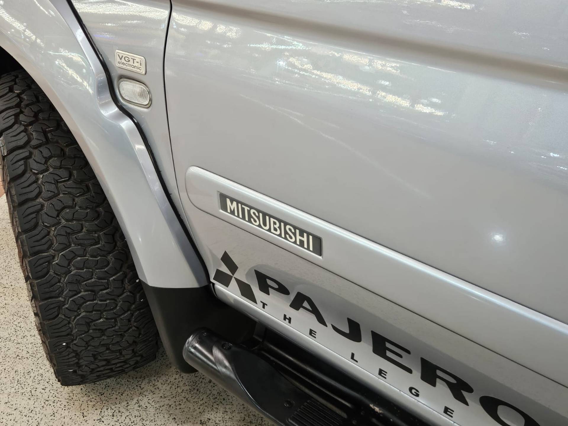 MITSUBISHI PAJERO SPORT