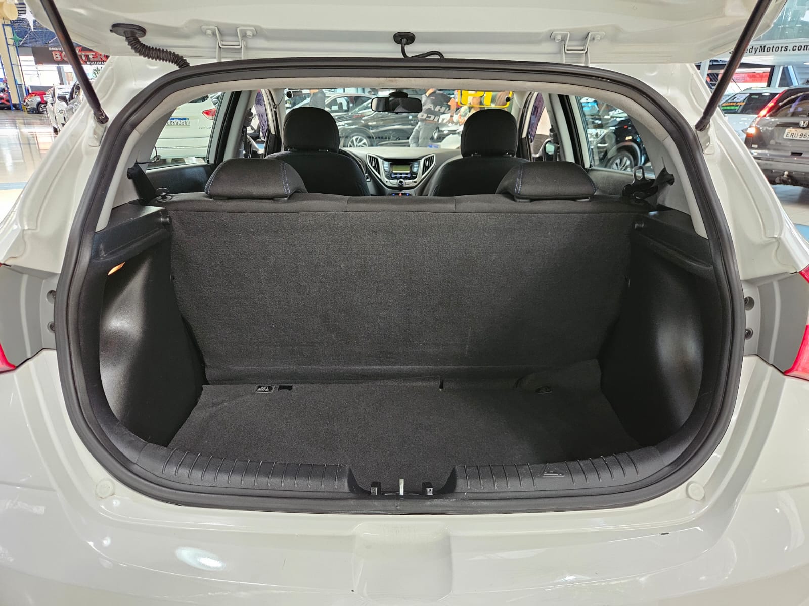 HYUNDAI HB20X