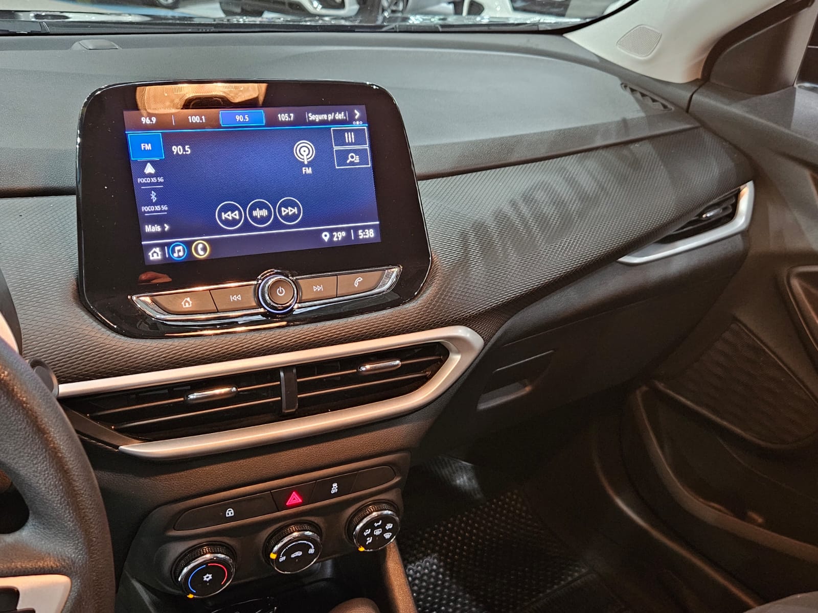 CHEVROLET TRACKER