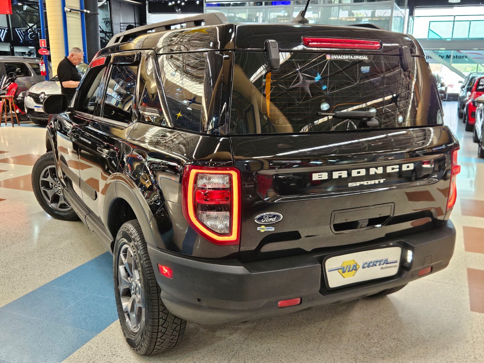 FORD BRONCO SPORT