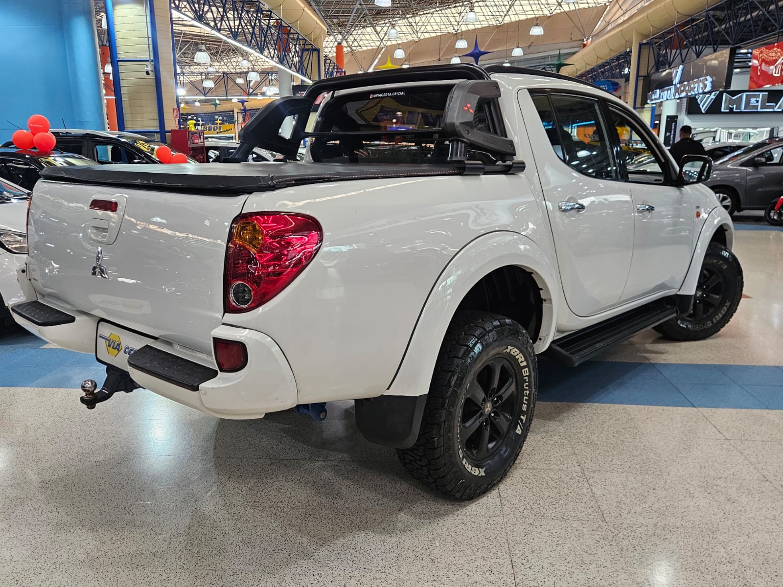 MITSUBISHI L200 TRITON