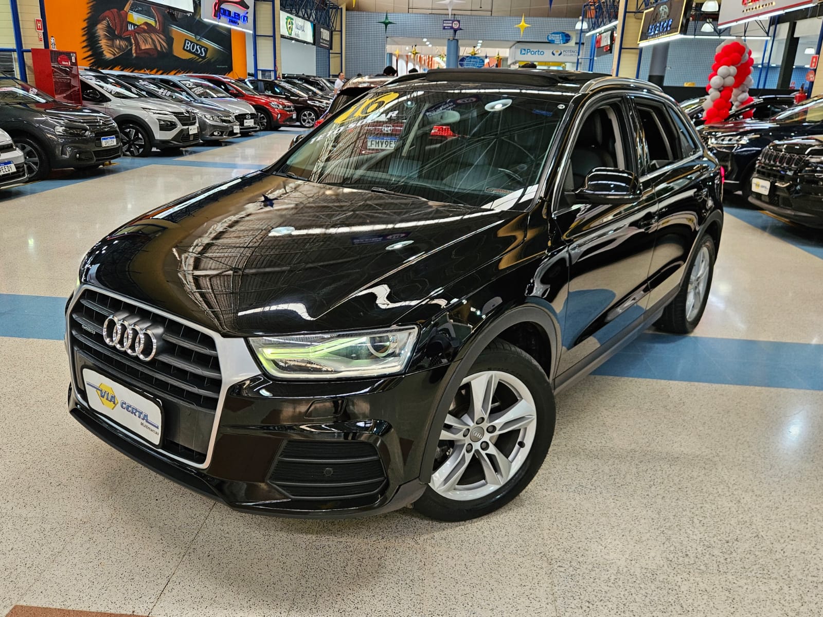 AUDI Q3