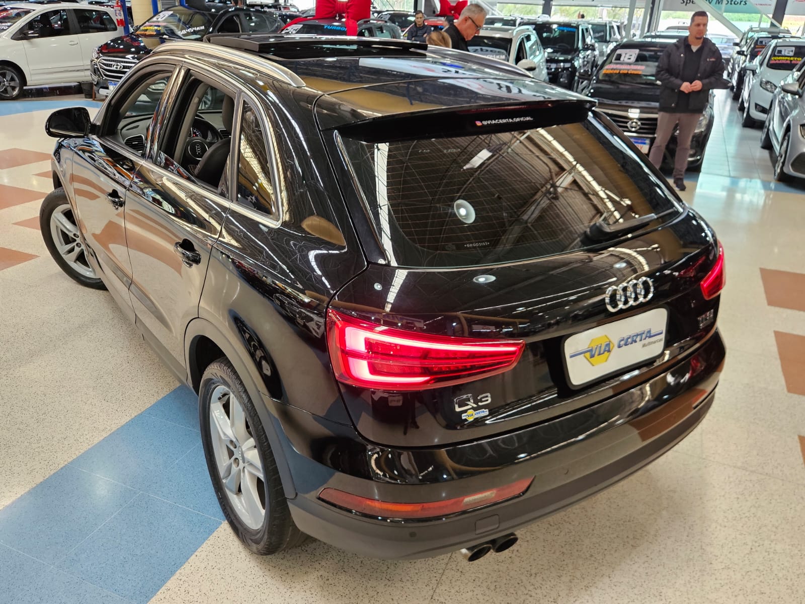 AUDI Q3