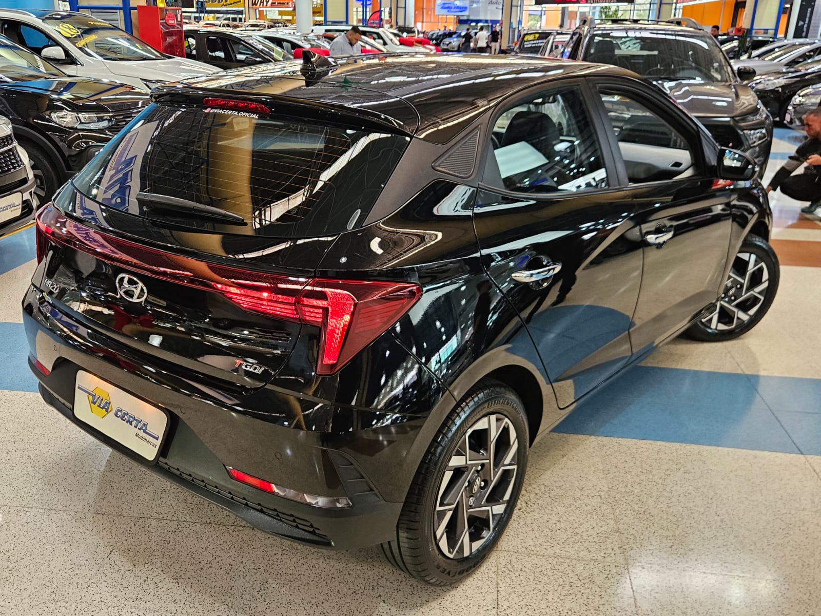 HYUNDAI HB20