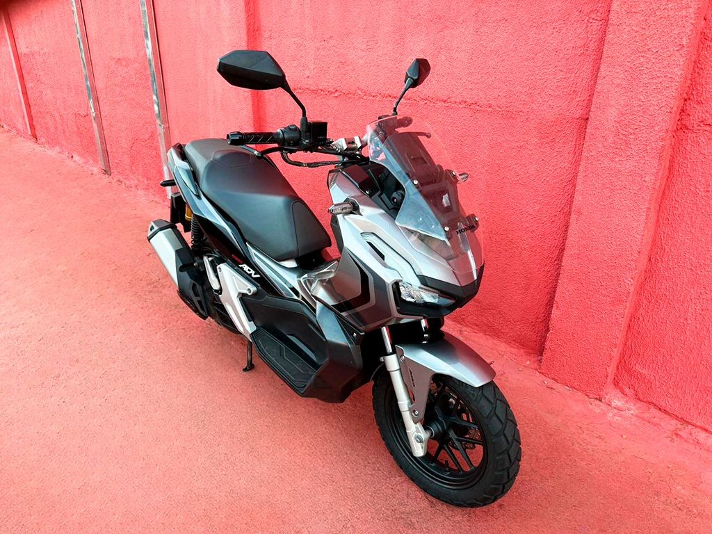 ADV 