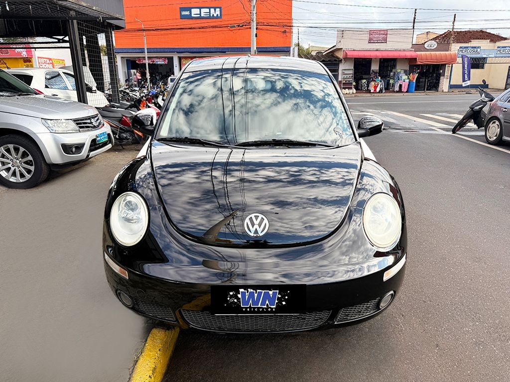 VOLKSWAGEN NEW BEETLE