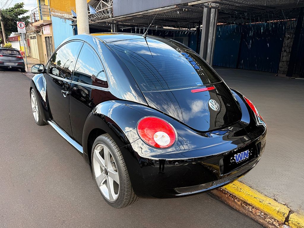 VOLKSWAGEN NEW BEETLE