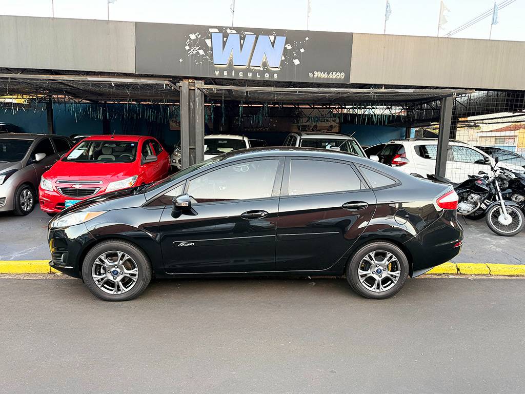 FORD FIESTA