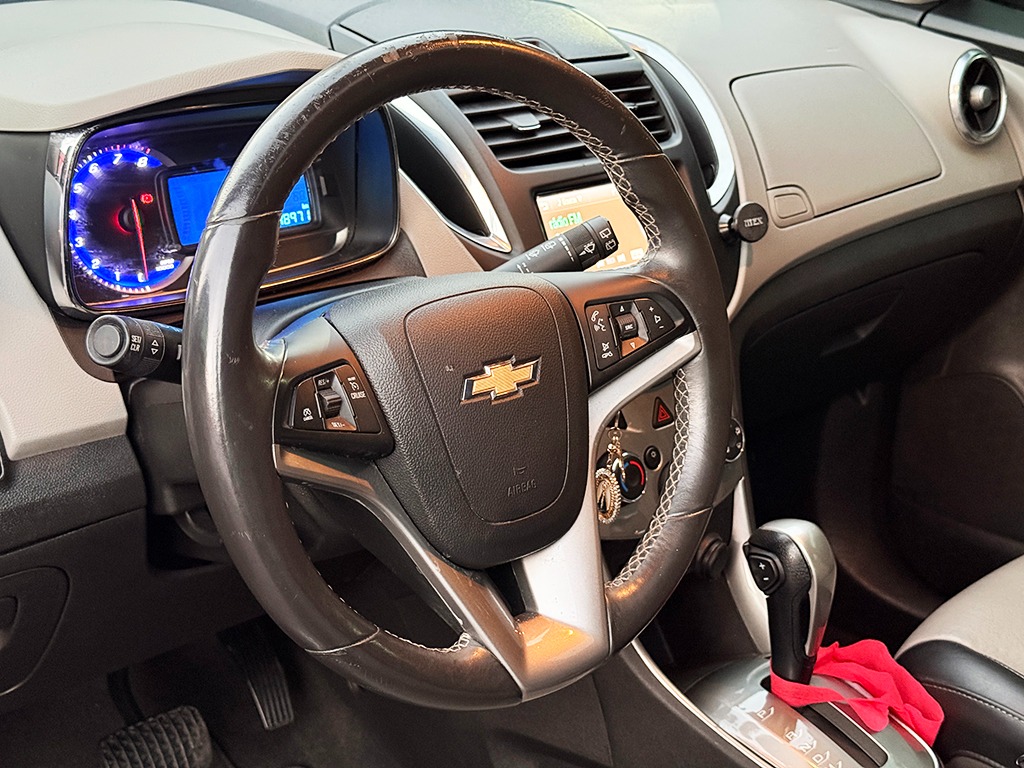 CHEVROLET TRACKER