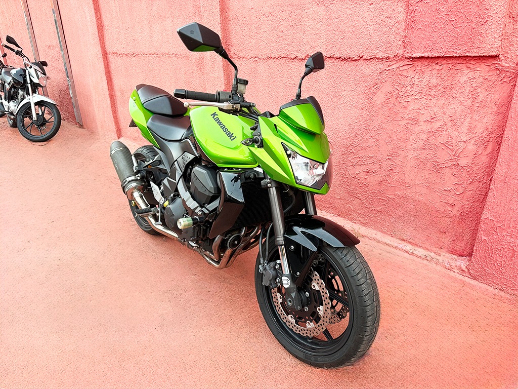 KAWASAKI Z750