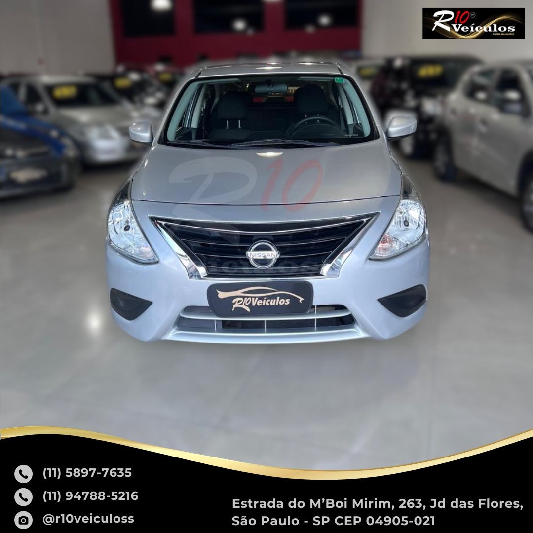 NISSAN VERSA