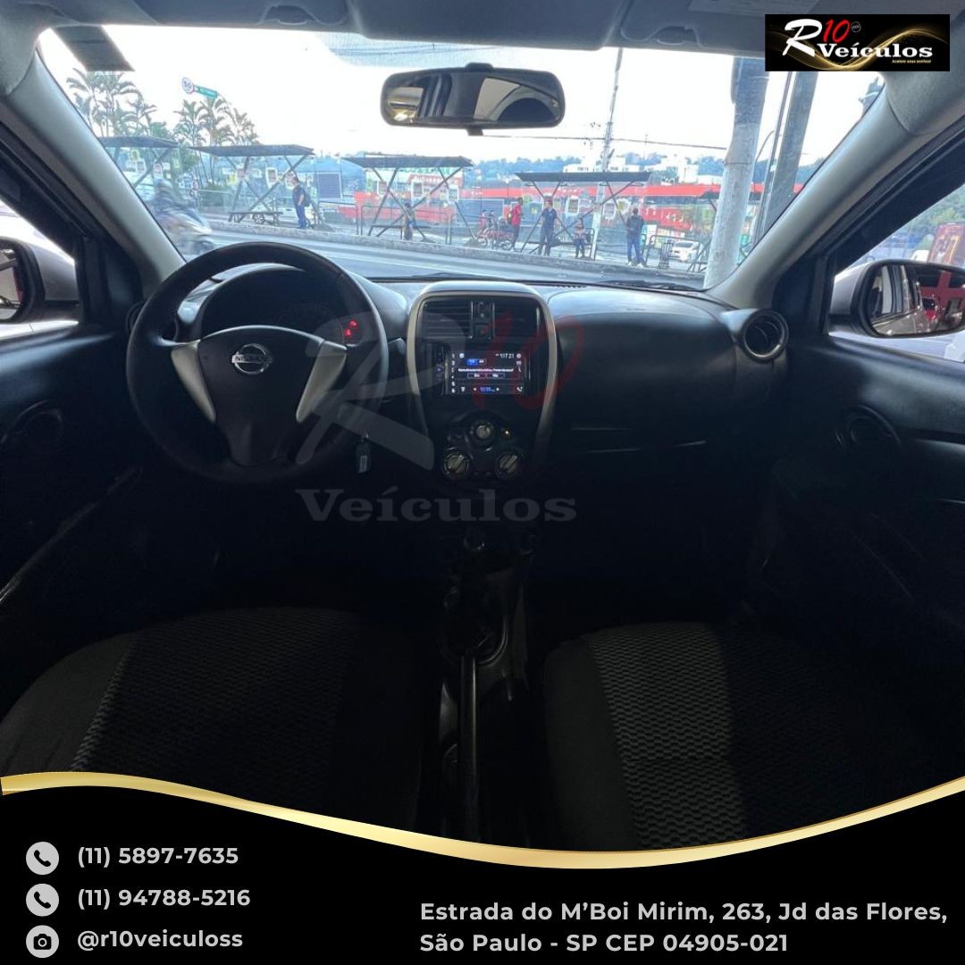 NISSAN VERSA