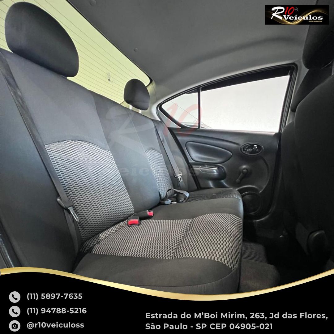 NISSAN VERSA