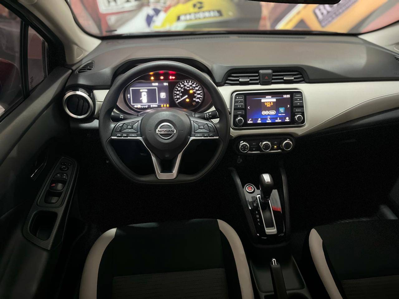NISSAN VERSA