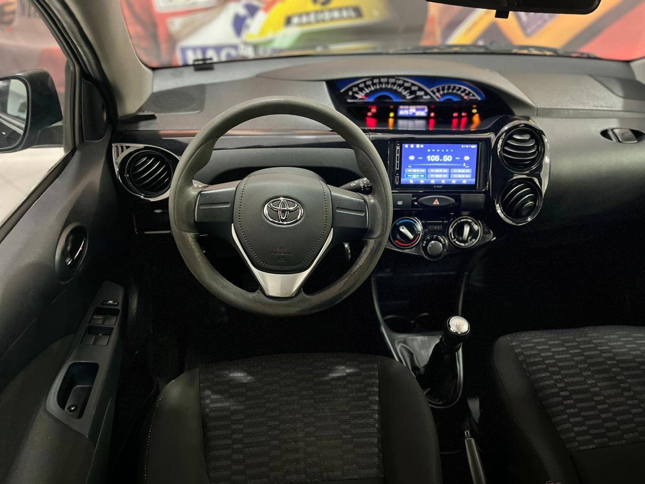 TOYOTA ETIOS