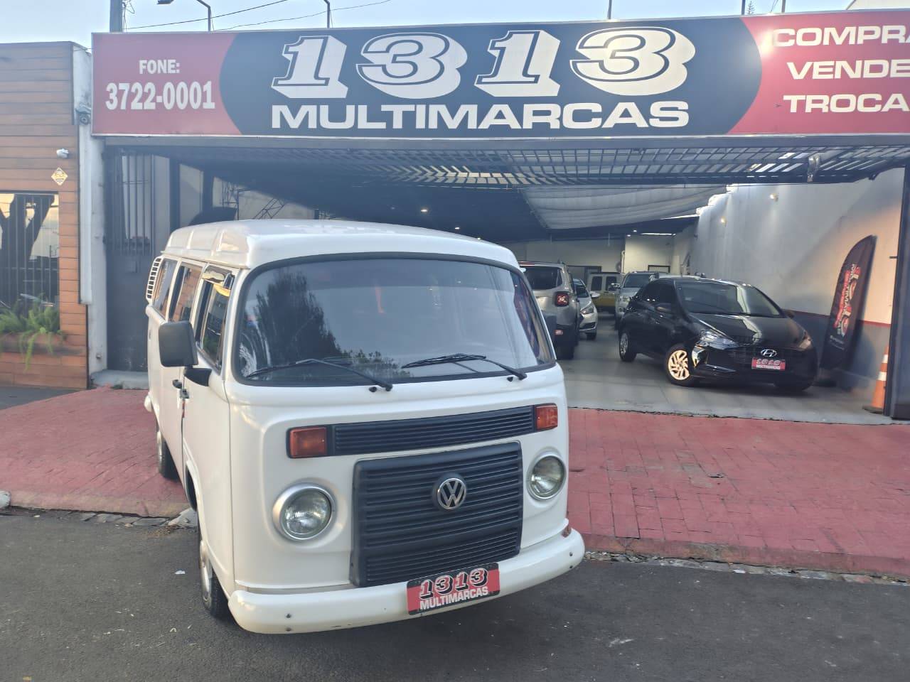 VOLKSWAGEN KOMBI
