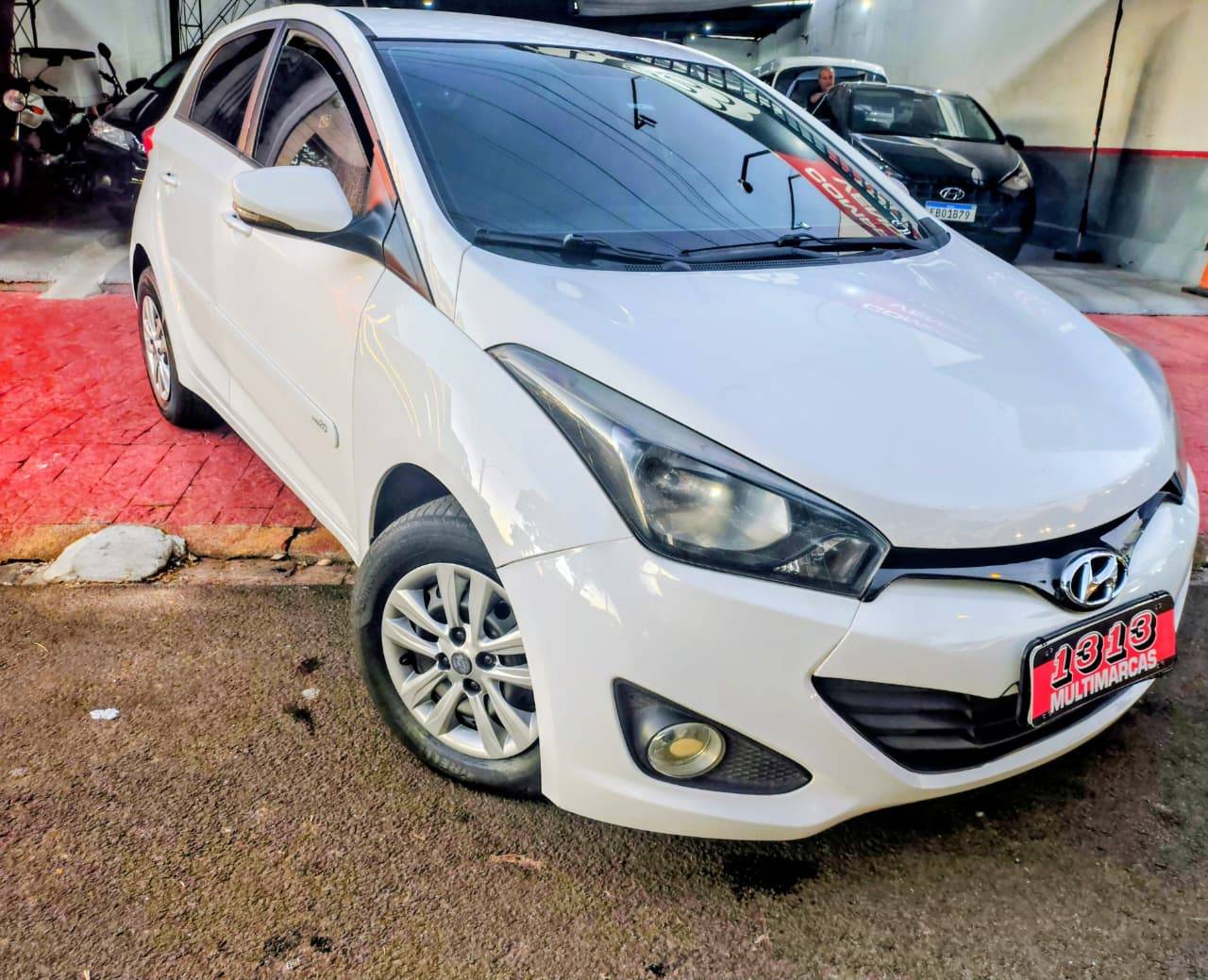 HYUNDAI HB20
