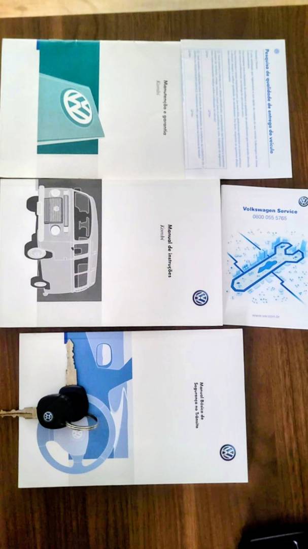 VOLKSWAGEN KOMBI