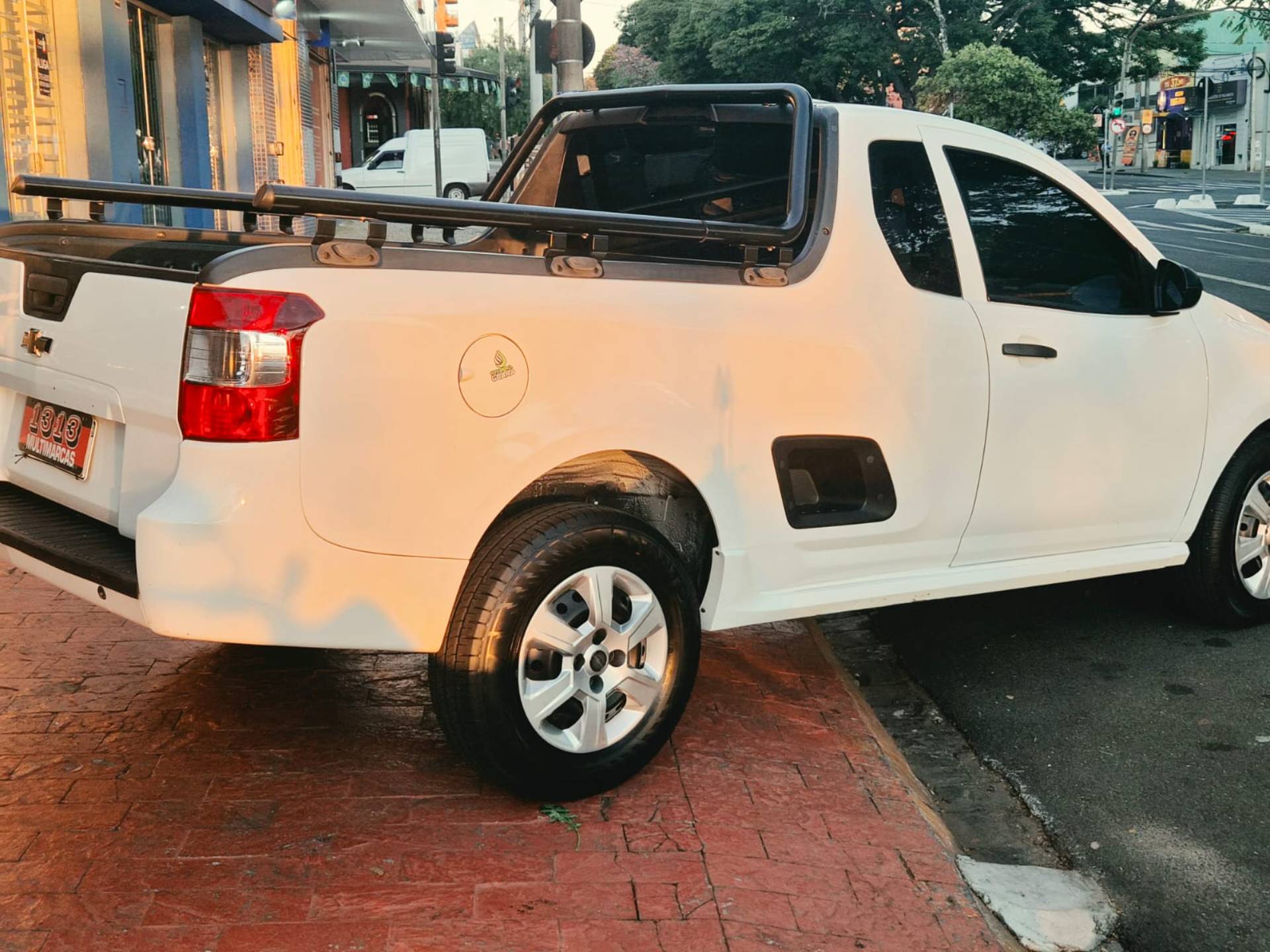 CHEVROLET MONTANA