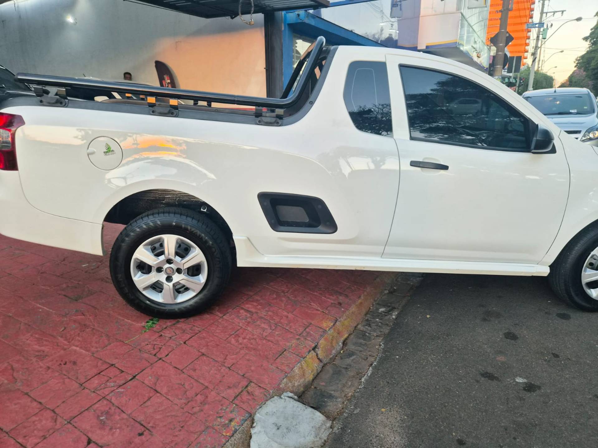 CHEVROLET MONTANA