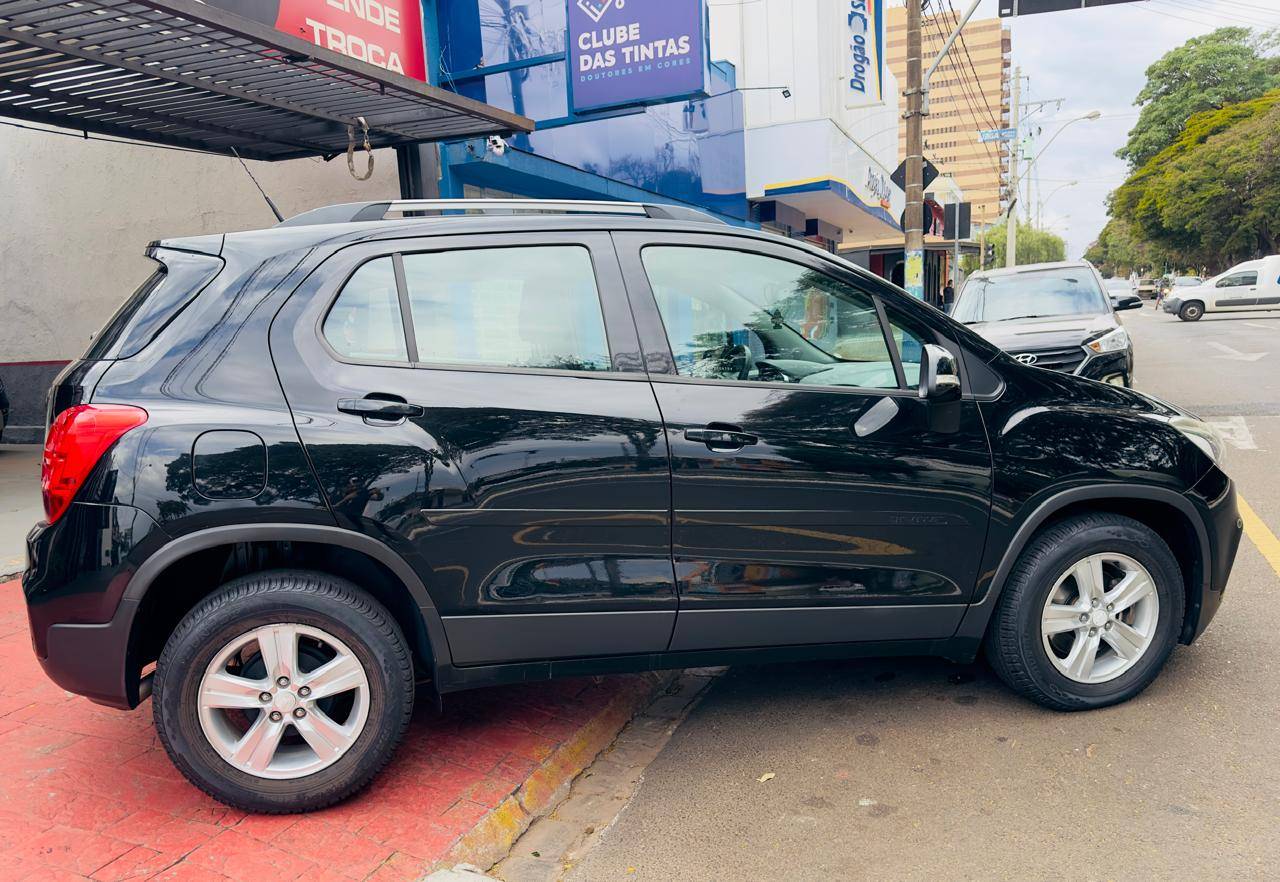 CHEVROLET TRACKER