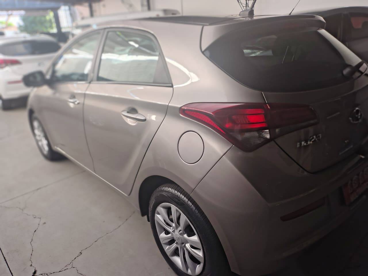 HYUNDAI HB20