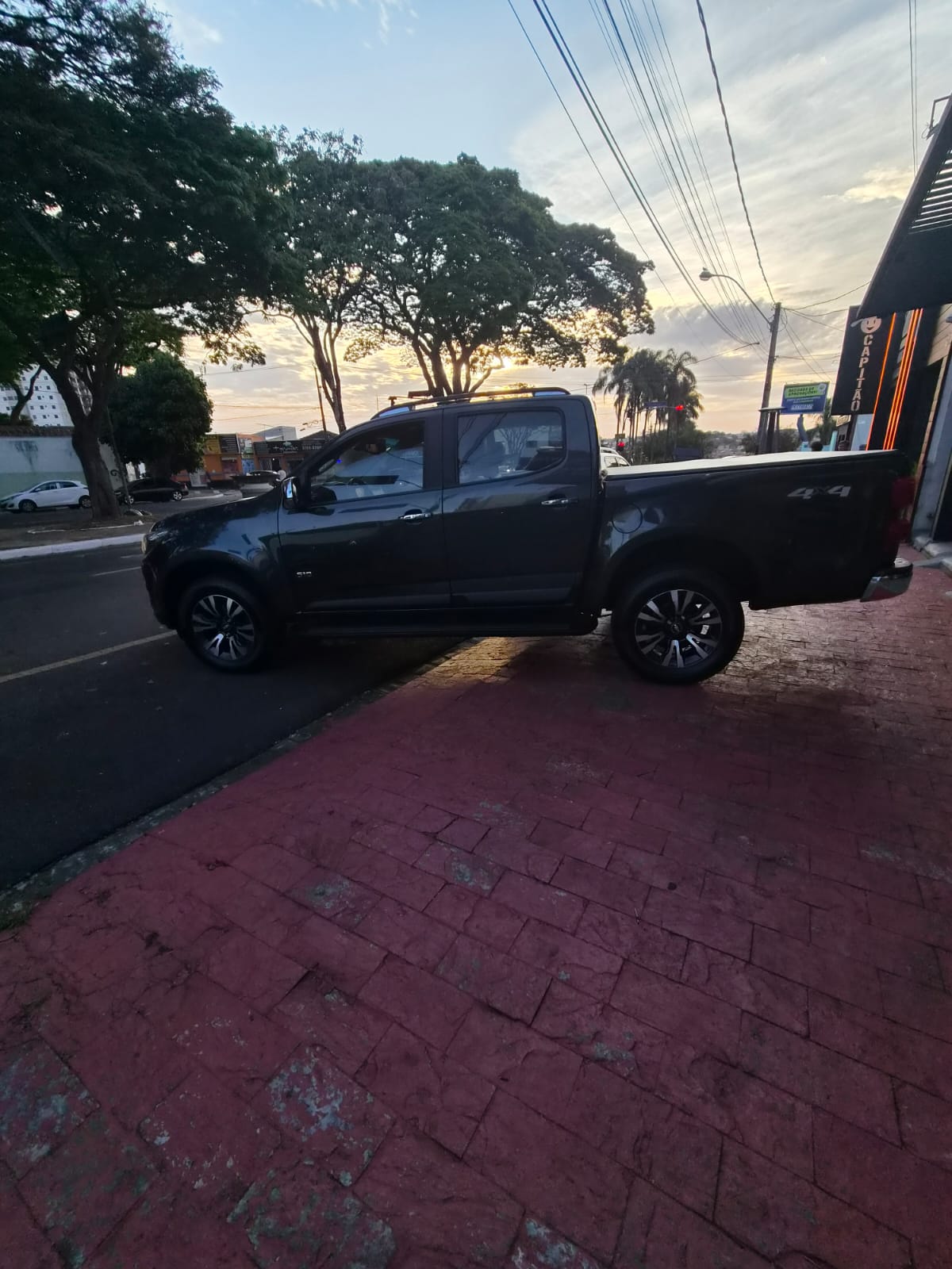 CHEVROLET S10