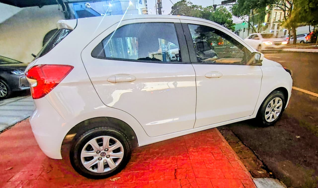 FORD KA