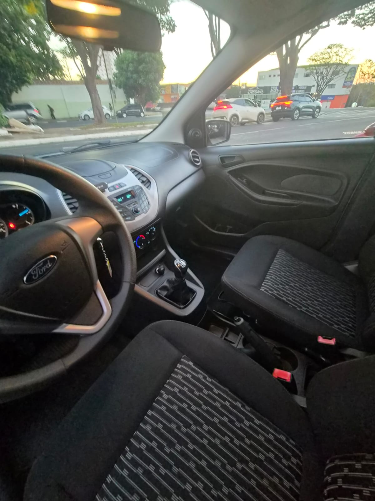 FORD KA