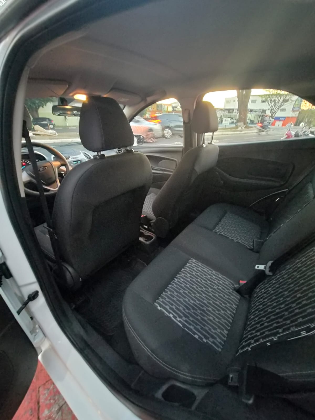 FORD KA
