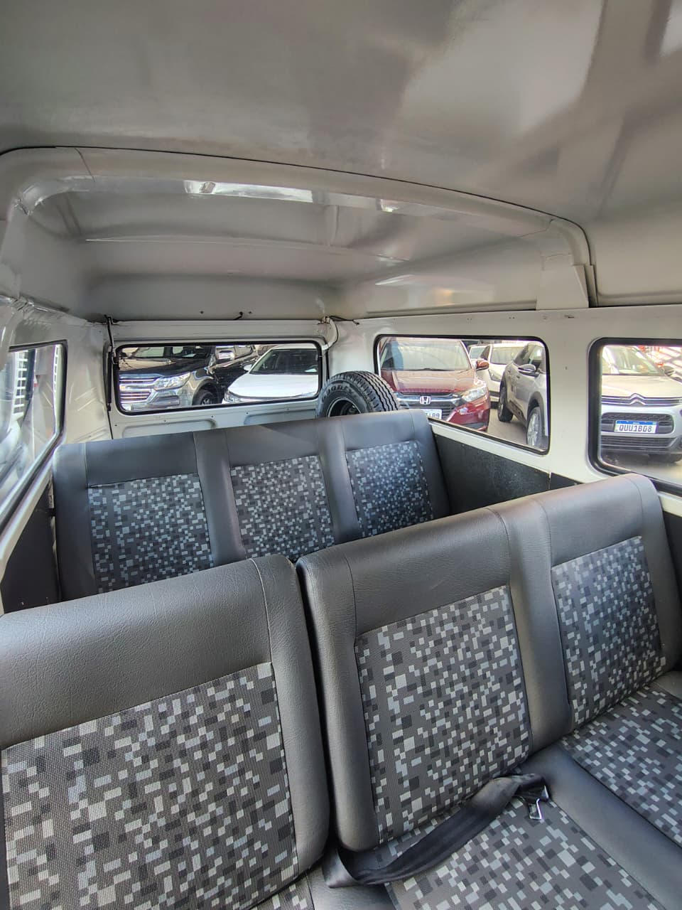 VOLKSWAGEN KOMBI
