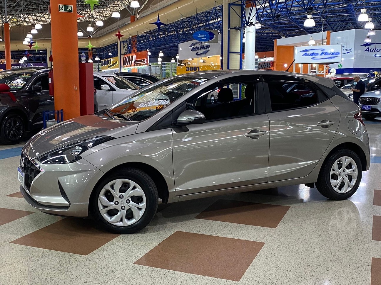Car Image 9