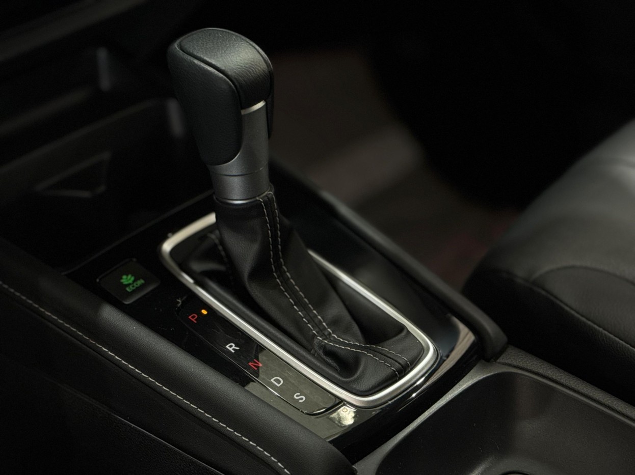 CITY 1.5 I-VTEC HATCH TOURING