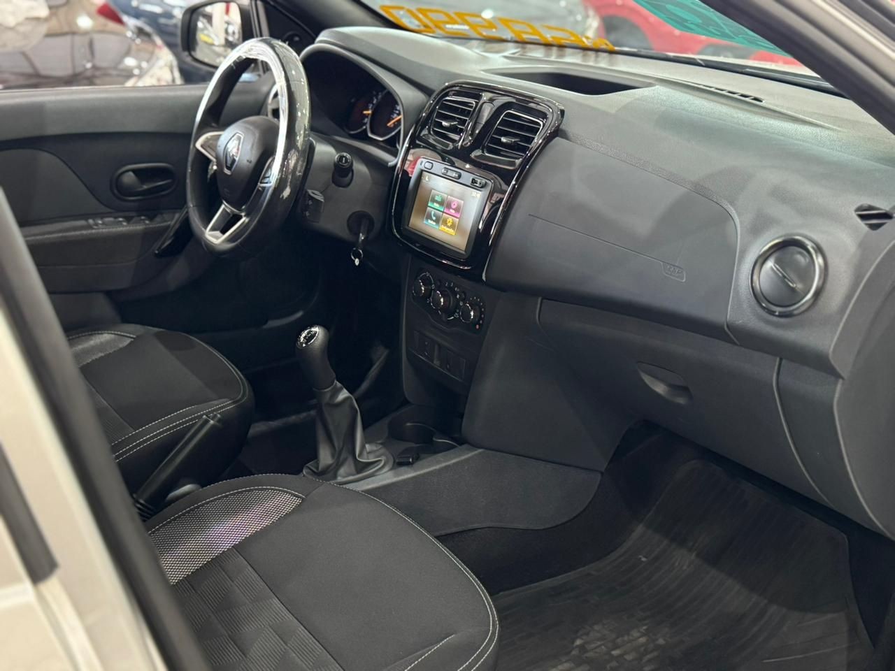 LOGAN 1.0 12V SCE ZEN