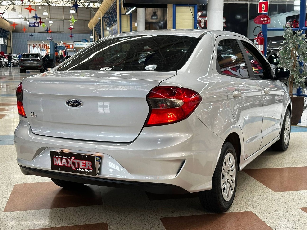 KA 1.0 TIVCT SE SEDAN