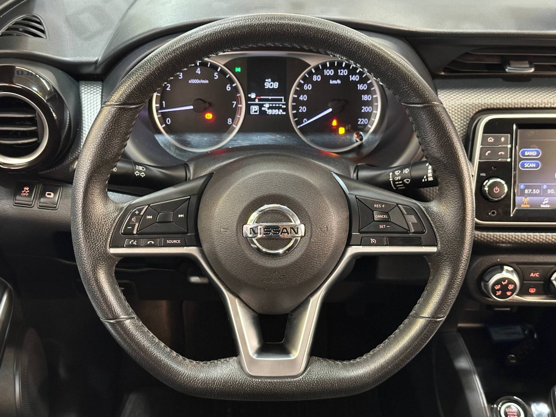 NISSAN KICKS