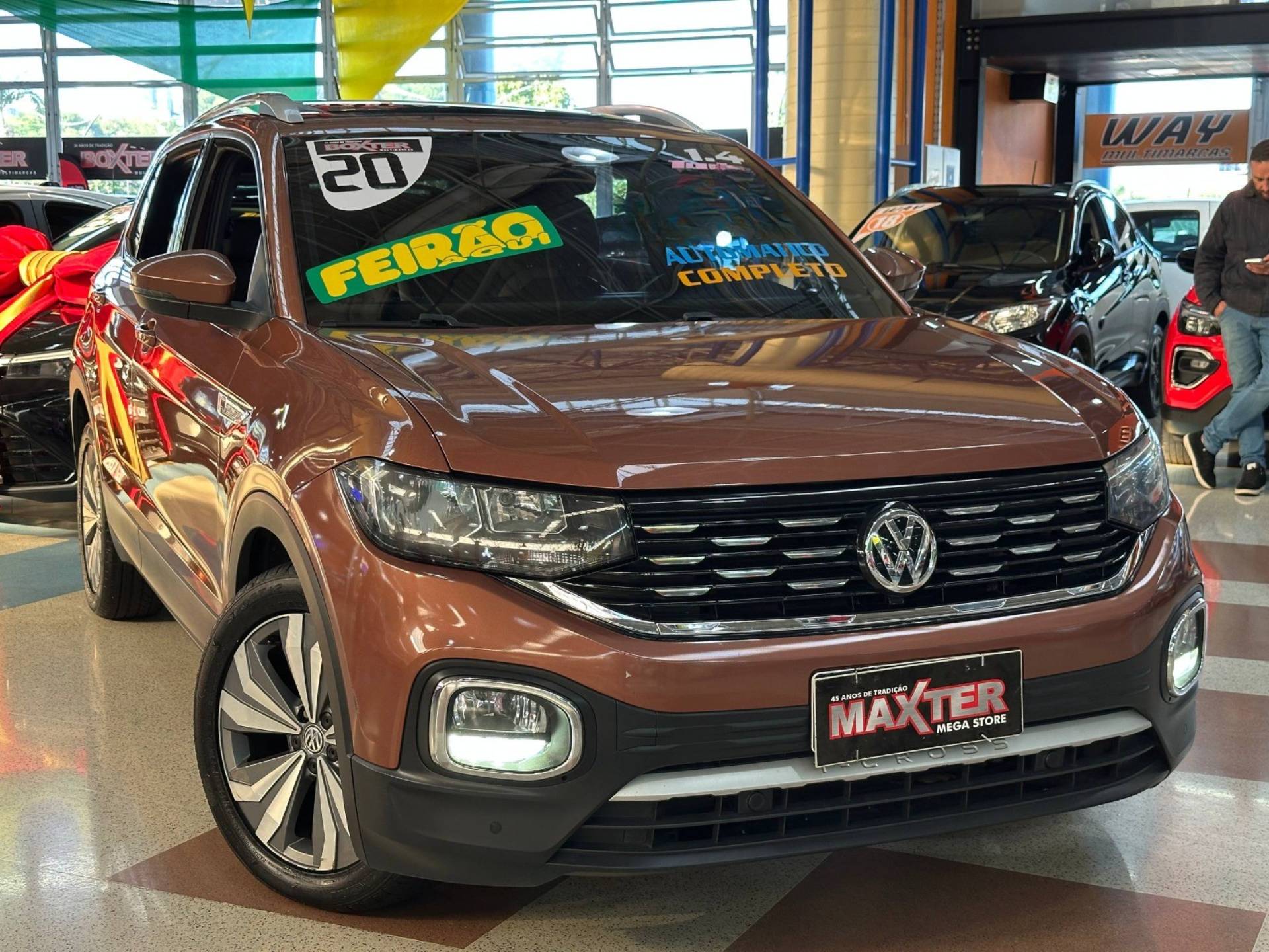 VOLKSWAGEN T-CROSS