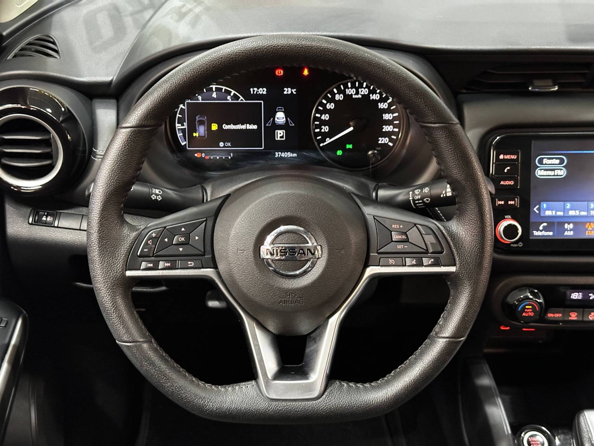 NISSAN KICKS