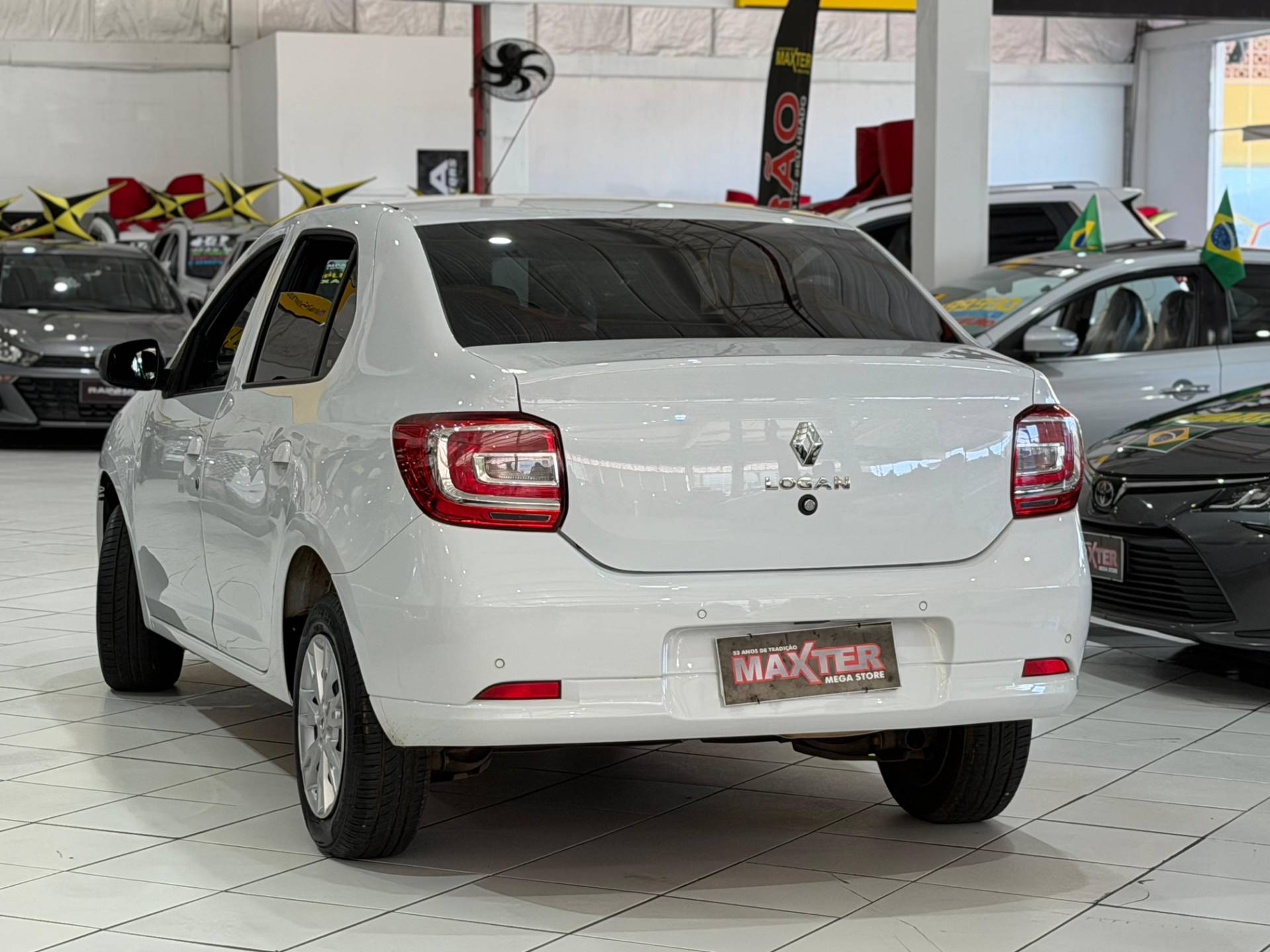 RENAULT LOGAN