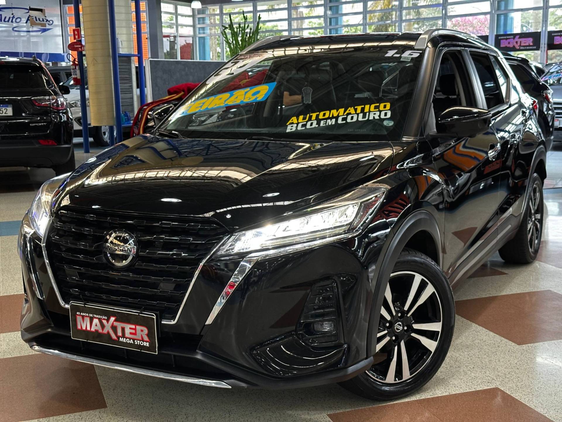 NISSAN KICKS