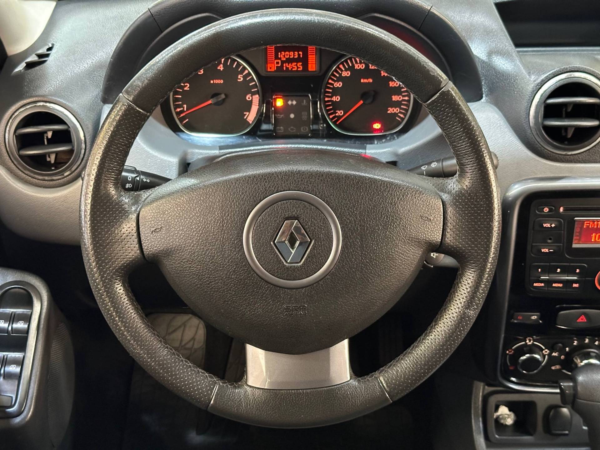 RENAULT DUSTER