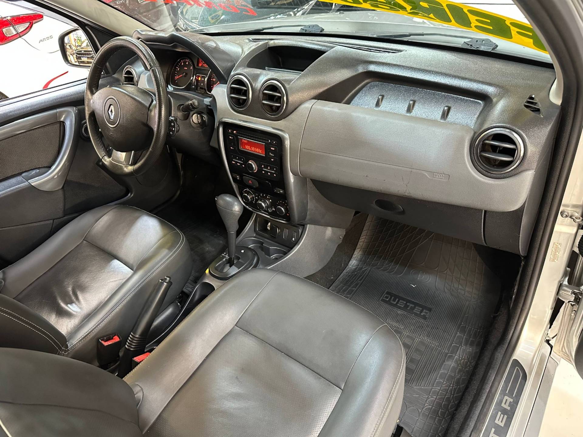 RENAULT DUSTER