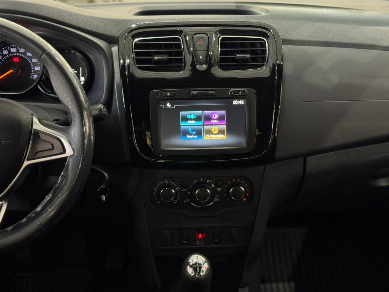 RENAULT LOGAN