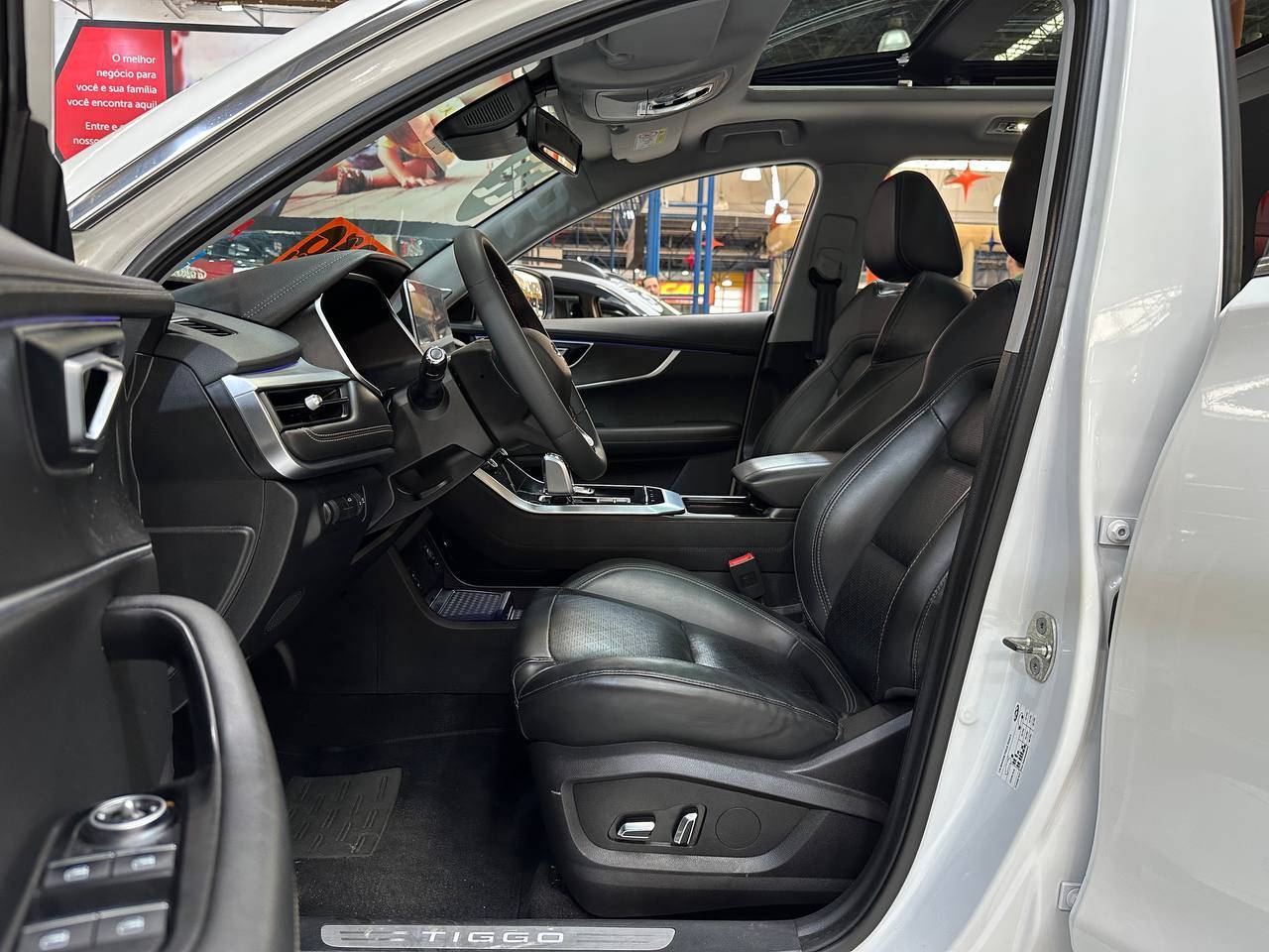 CHERY TIGGO 8