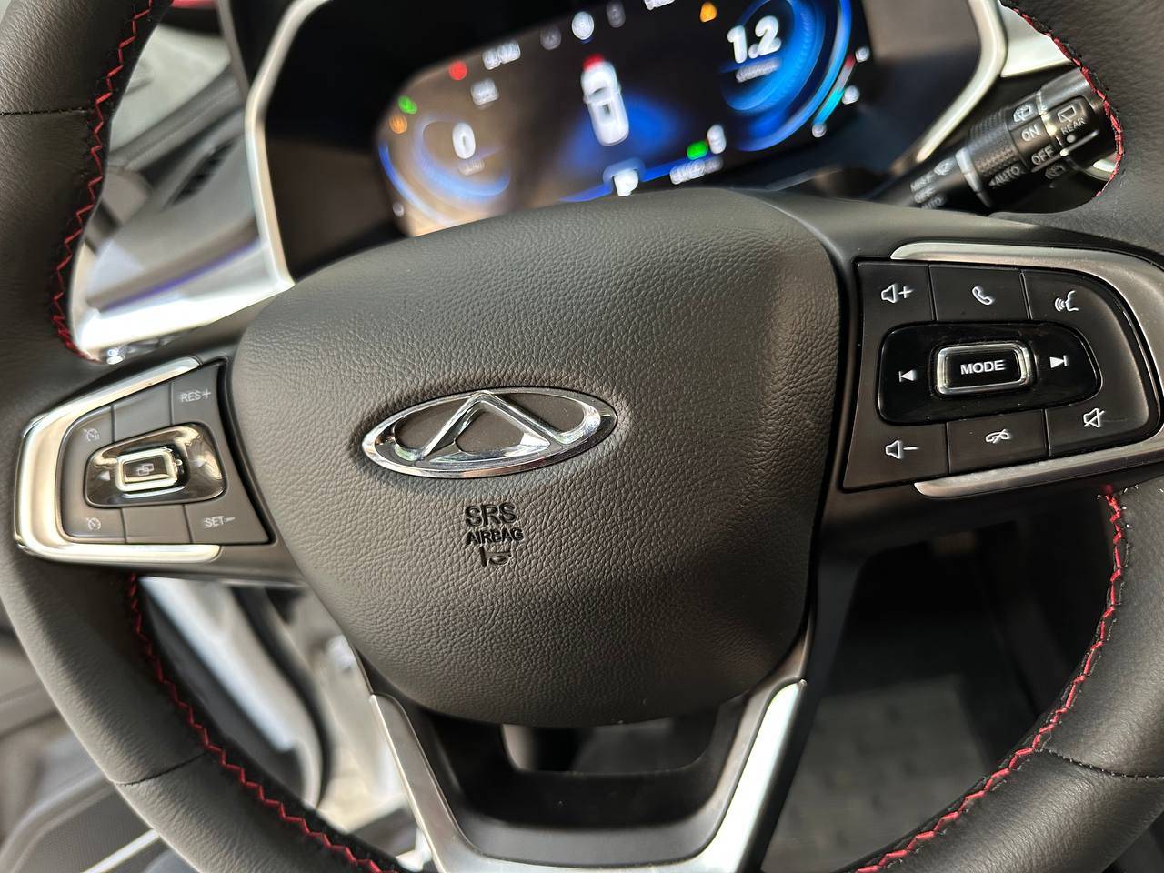 CHERY TIGGO 8
