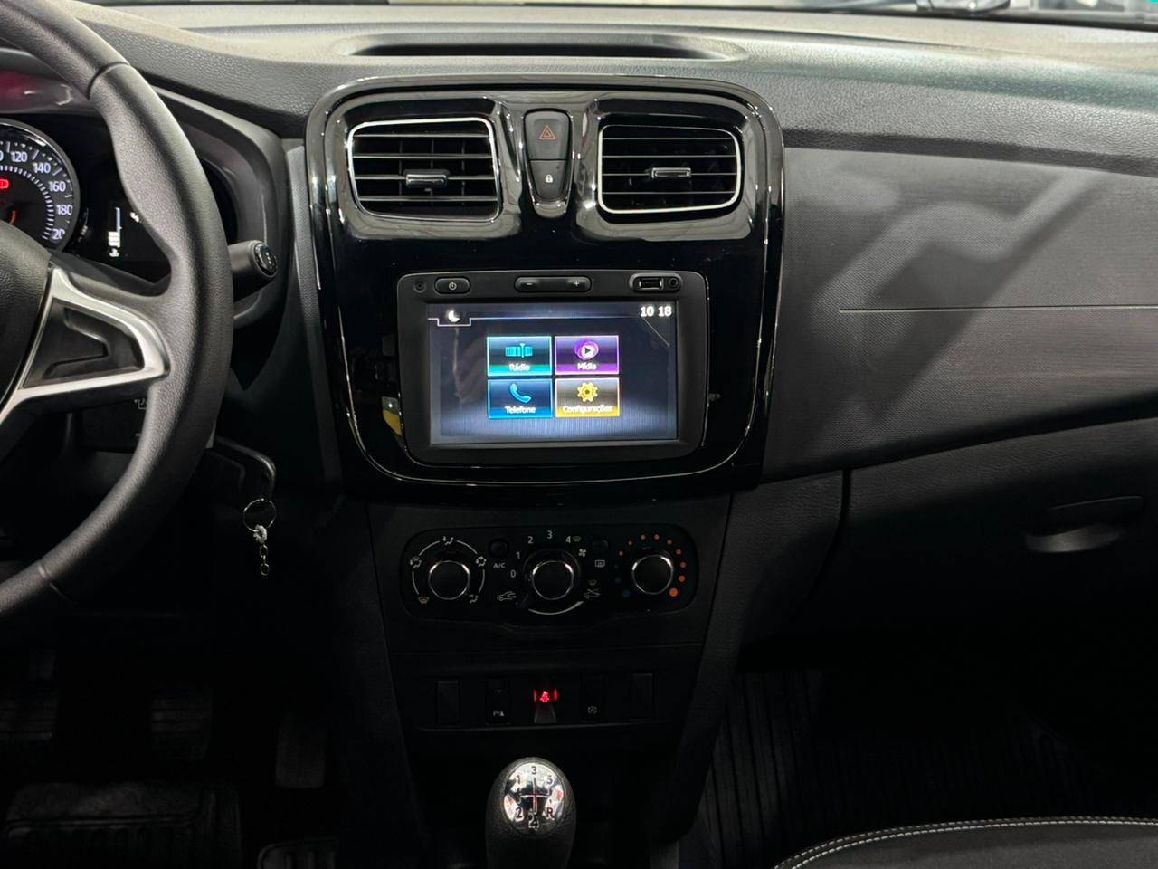 RENAULT LOGAN
