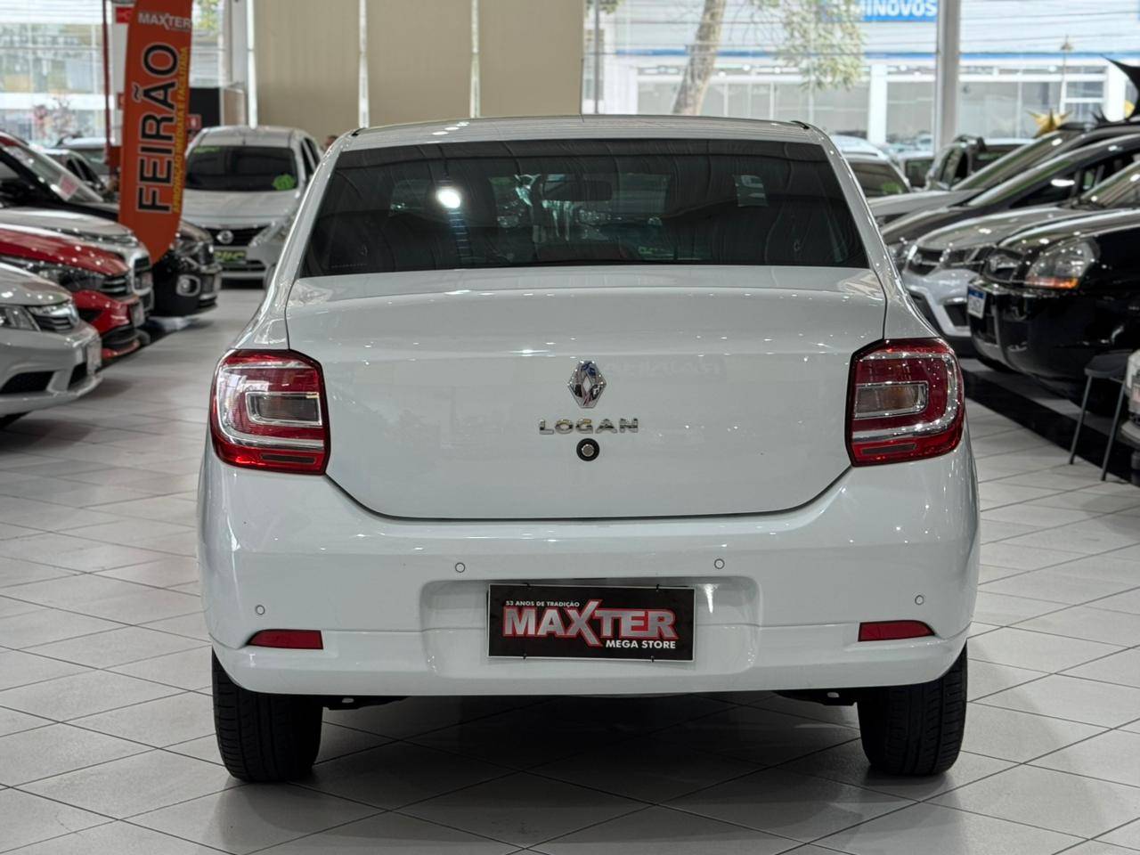 RENAULT LOGAN