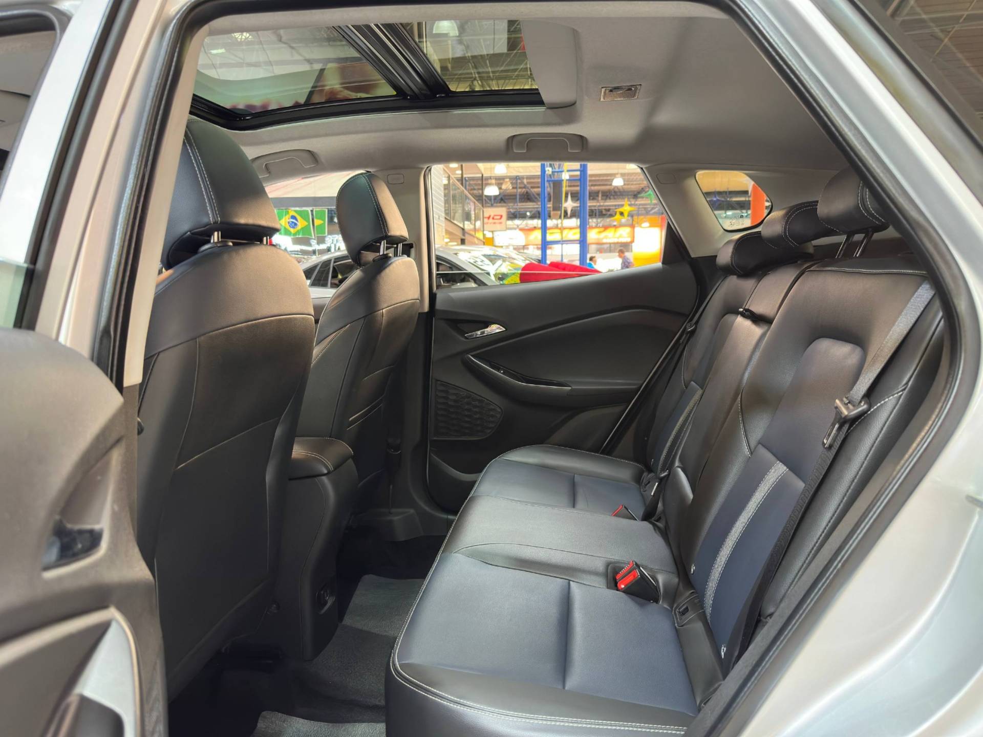 CHEVROLET TRACKER