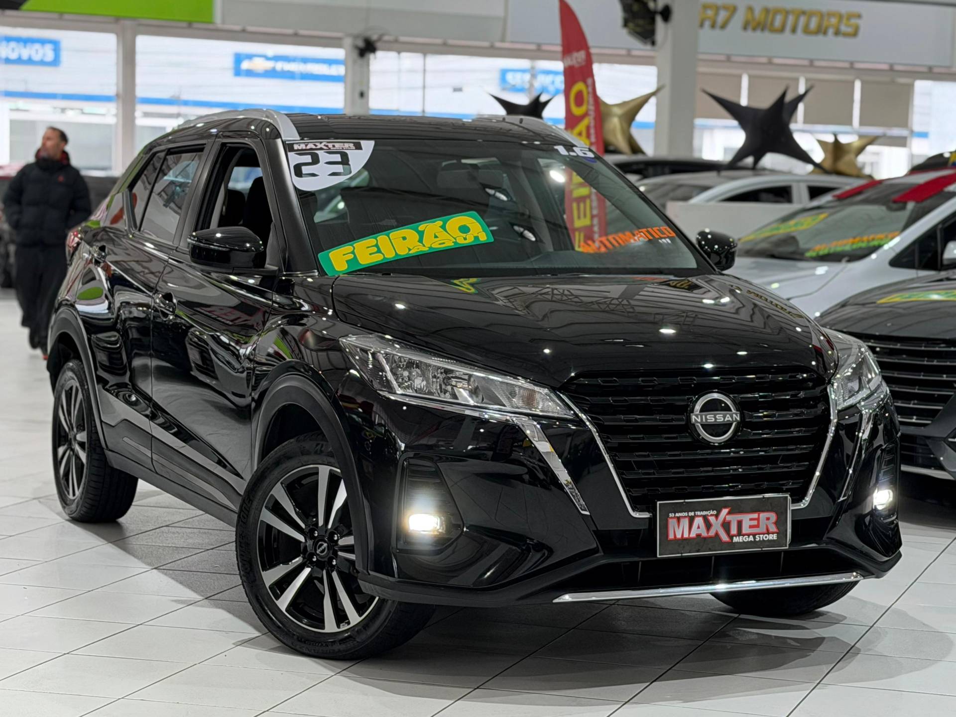 NISSAN KICKS