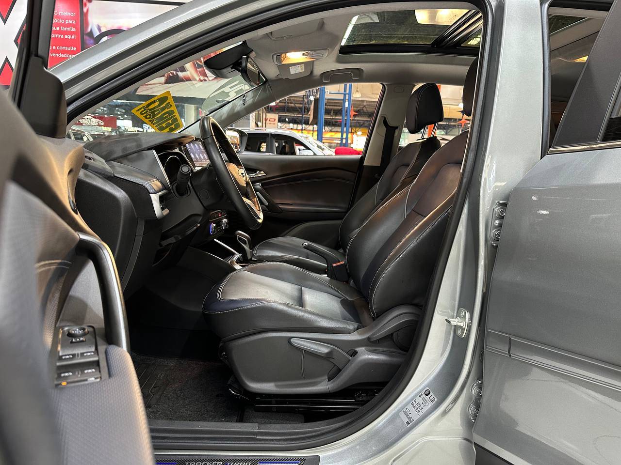 CHEVROLET TRACKER